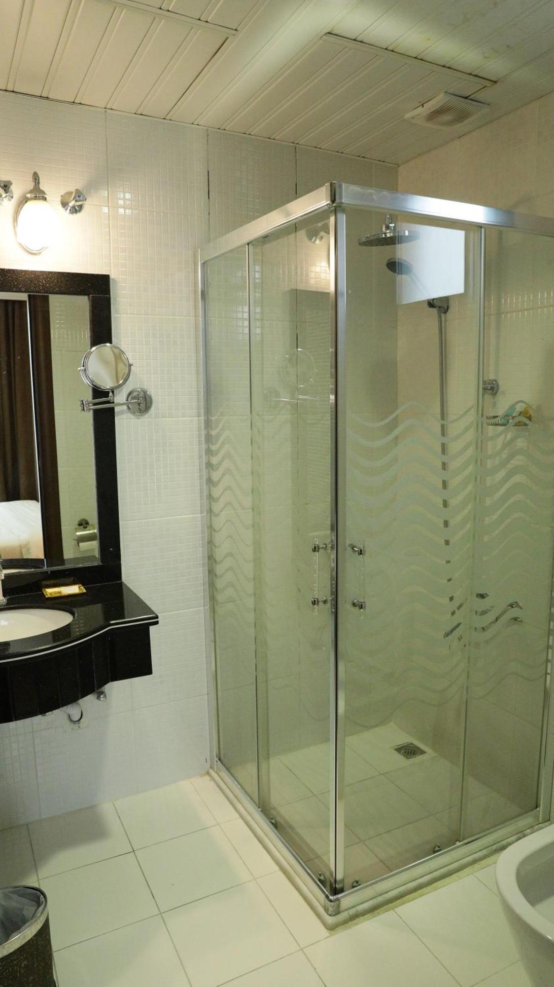 Laguna Hotel Suites Kuwait City Luaran gambar